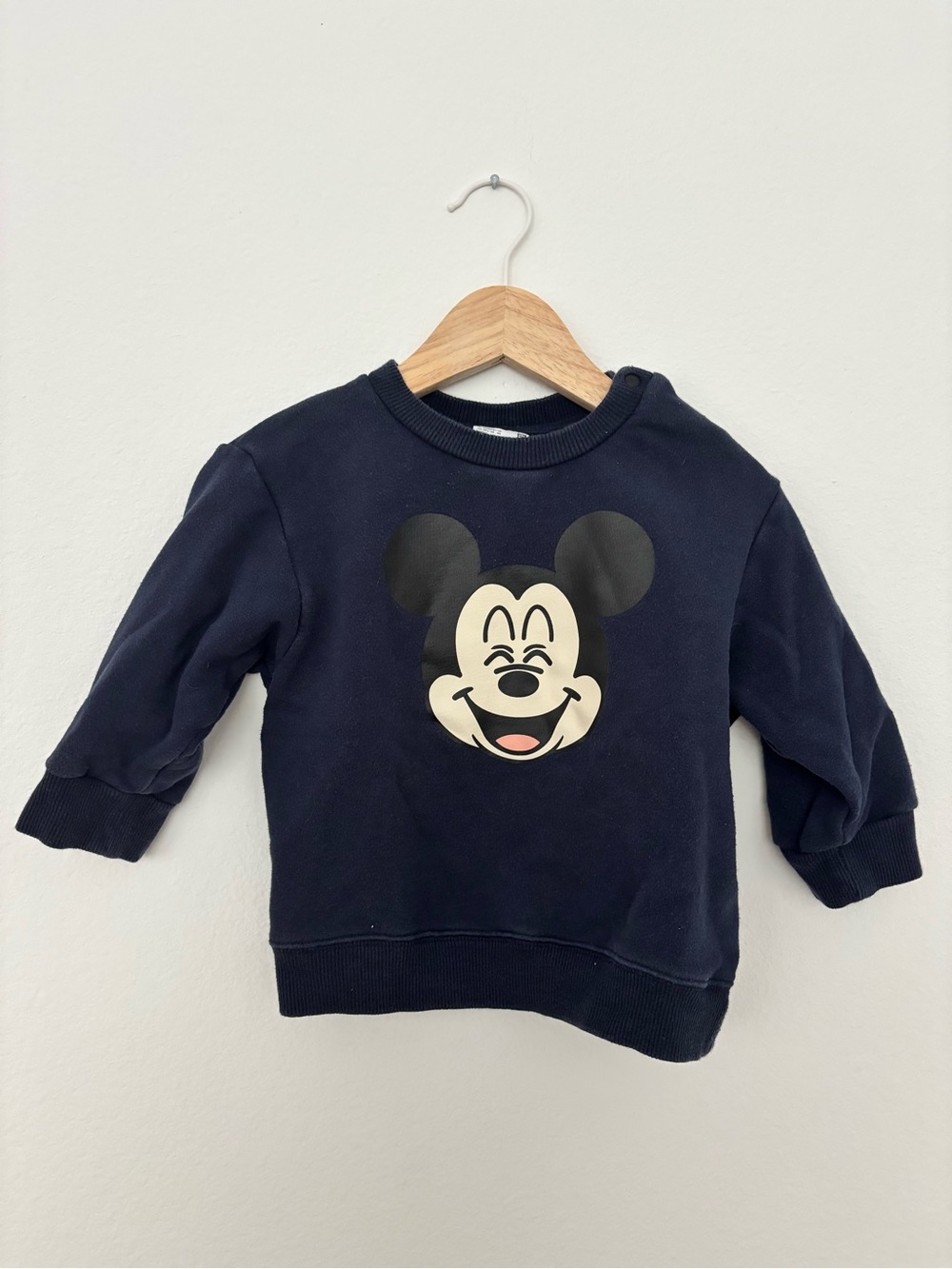 Uniqlo Kids Navy Mickey Mouse Sweatshirt 12-18 M